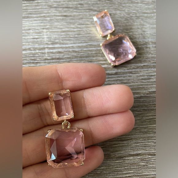 Pink Clear stone earrings - Picture 2 of 4